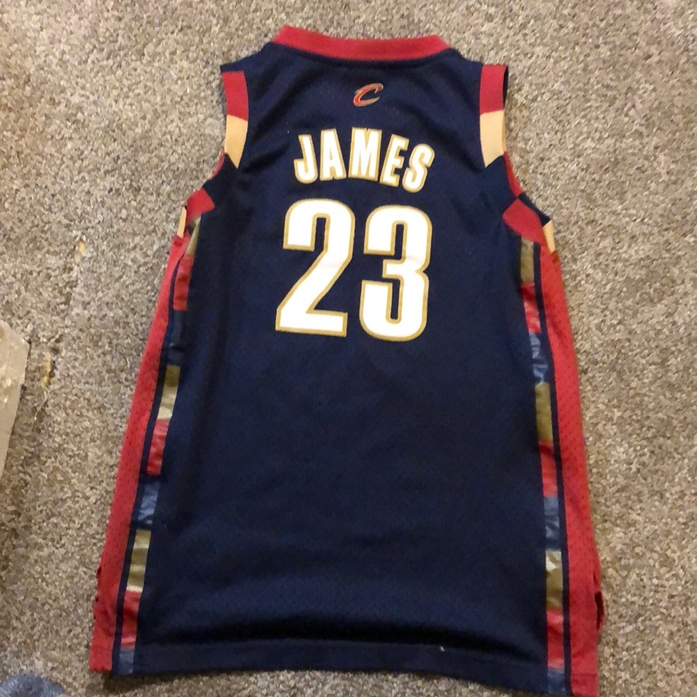 Vintage Lebron James Cleveland Cavs Jersey - Picture 2 of 2